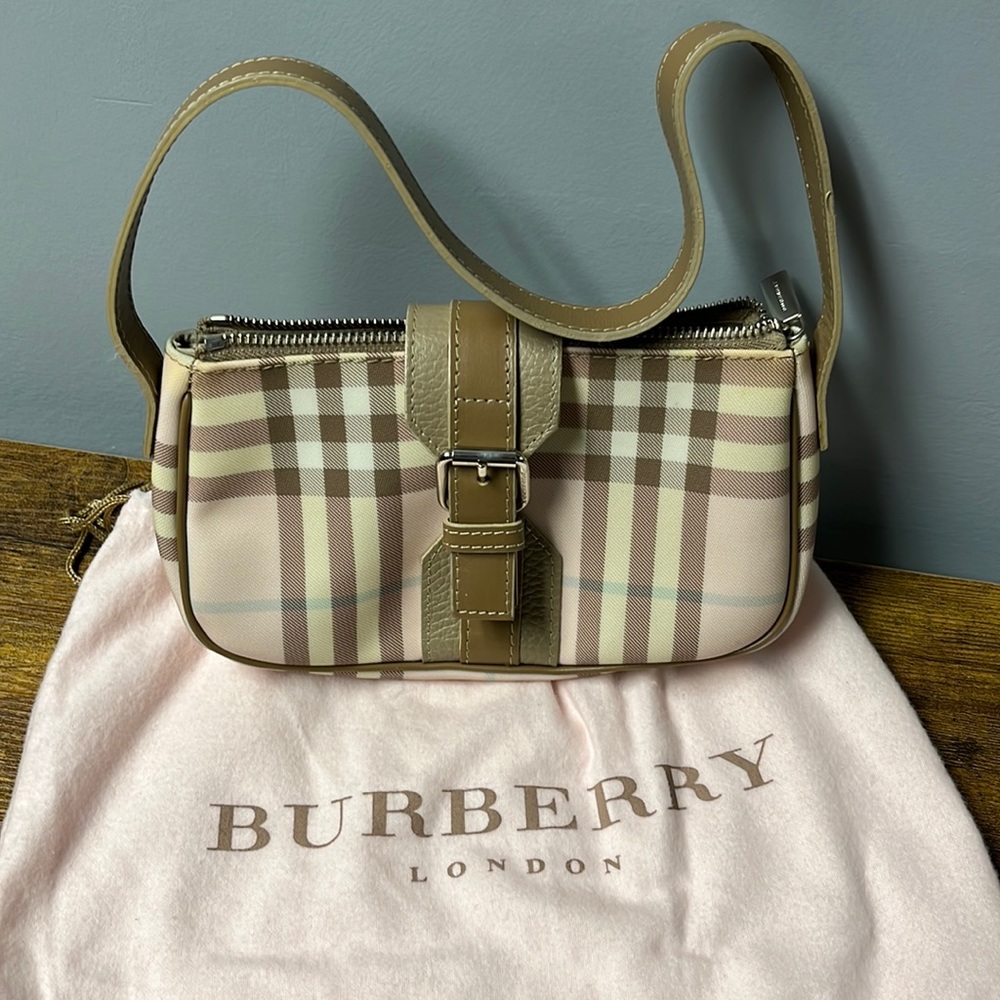 Small coated canvas Burberry pink plaid purse